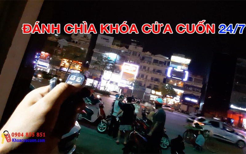 Đánh khóa cửa cuốn Austdoor Xã Đàn